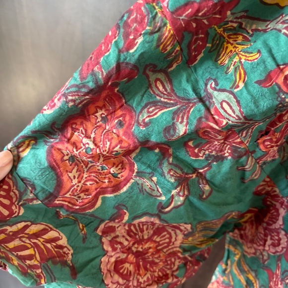 Cotten flower dress - Picture 2 of 3